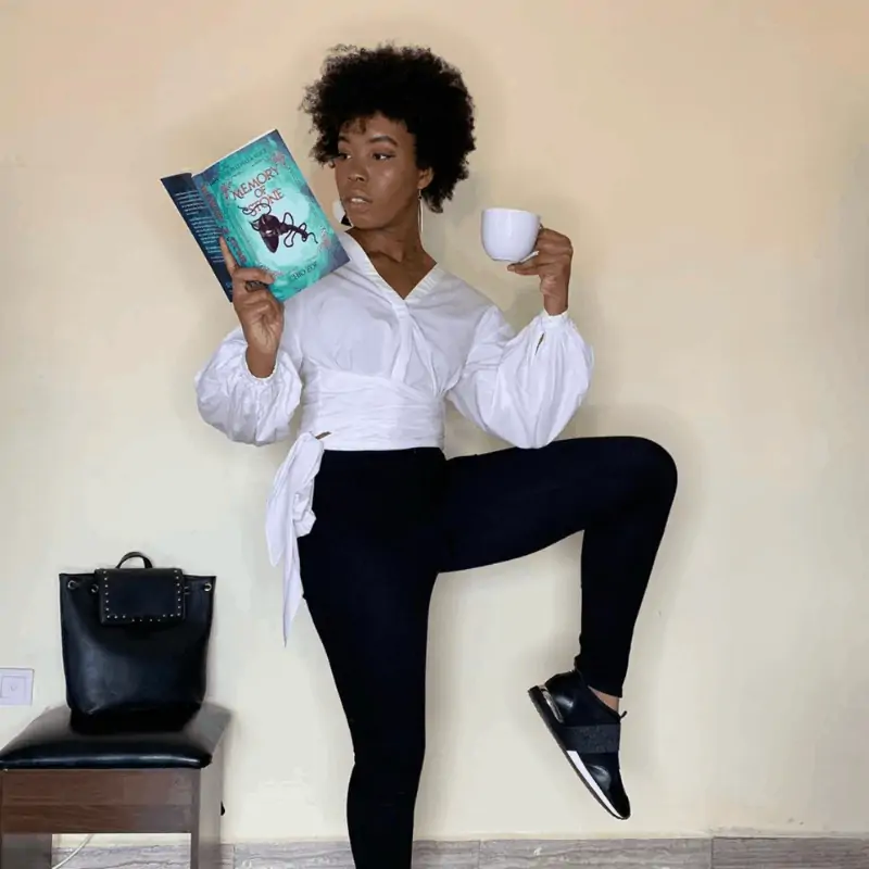 6 QUESTIONS WITH AUTHOR CHIO ZOE