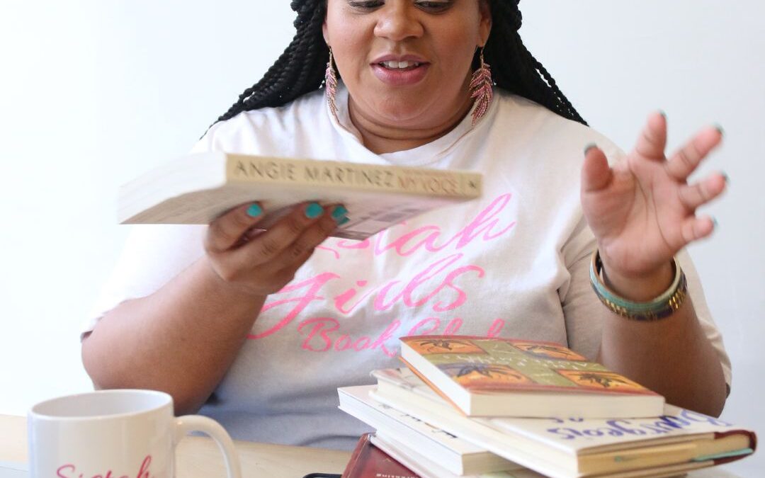 Black-woman-at-table-with-books